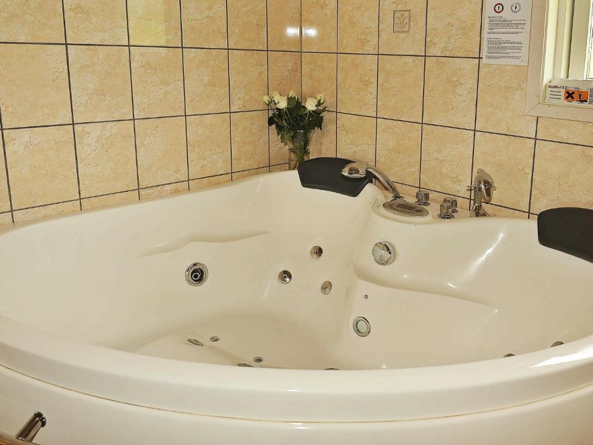 7 Person Holiday Home In Ansager Exteriör bild
